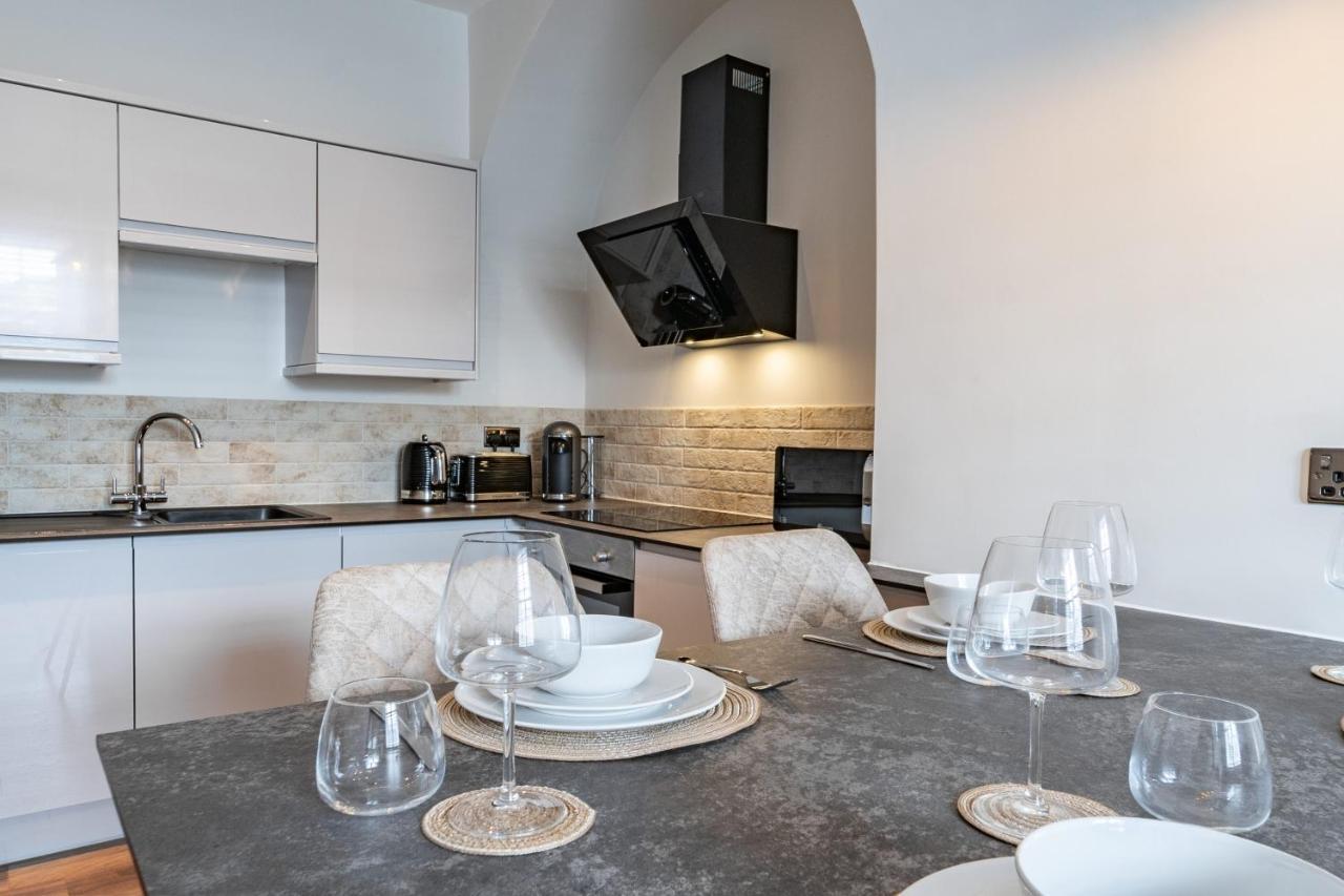 Watergate Penthouse - New 2 Bed Luxury Apartment In City Centre Chester Ngoại thất bức ảnh